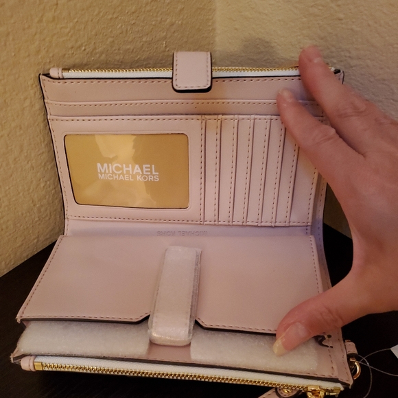 - Michael kors Signature Jet Set Medium Double Zip Wristlet Wallet - Picture 7 of 11